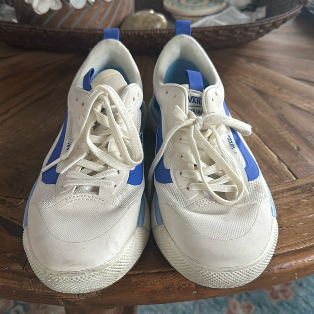 Vans Sneakers